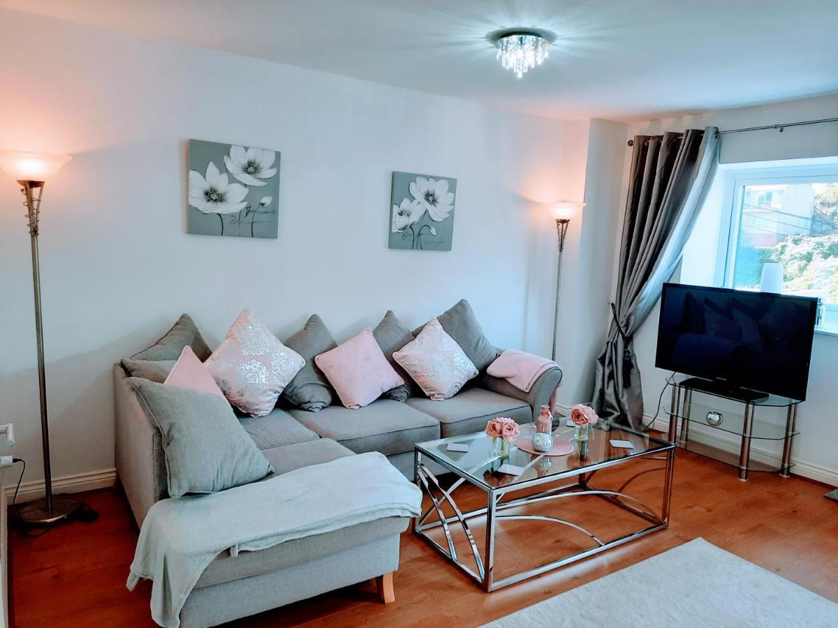 Apartment No 10