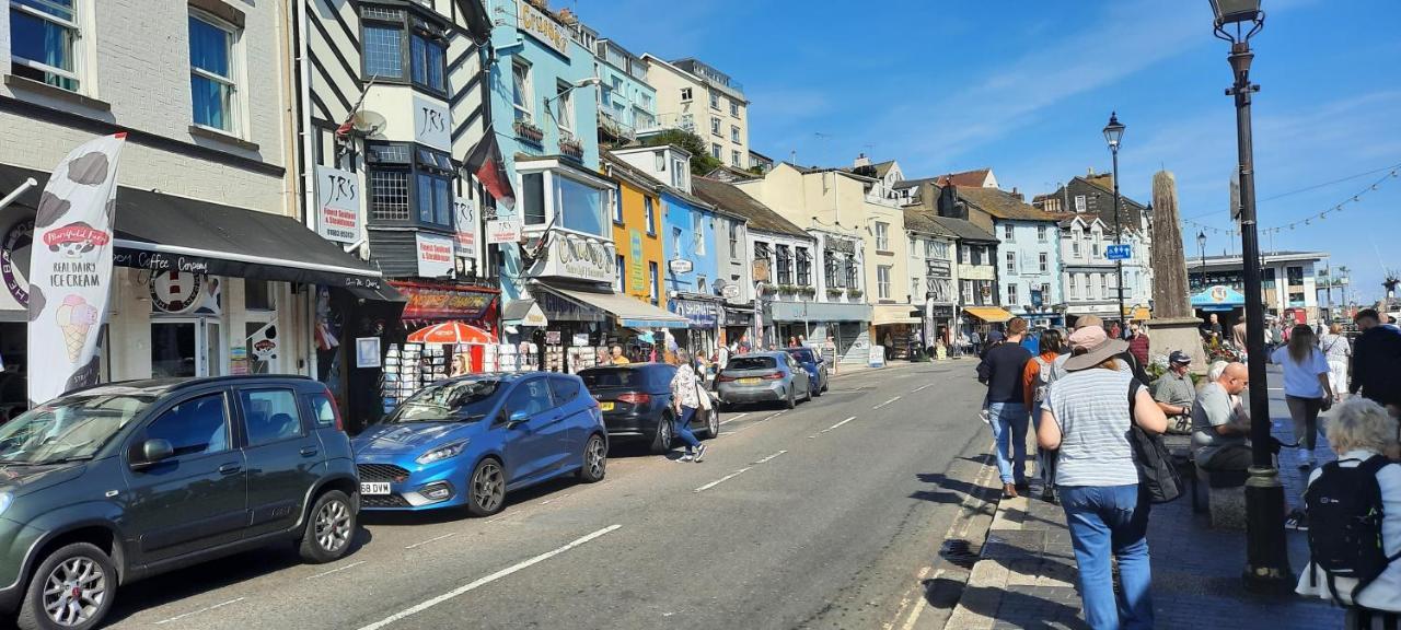 No 10 Brixham